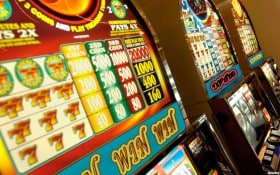 Live Baccarat ဂိမ်း တိုက်ရိုက် Dealer နှင့်ကစား